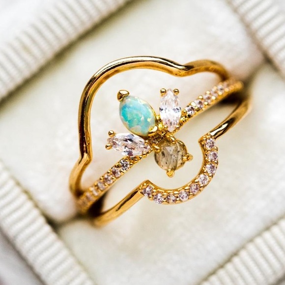 •honeybee ring• - Picture 2 of 3